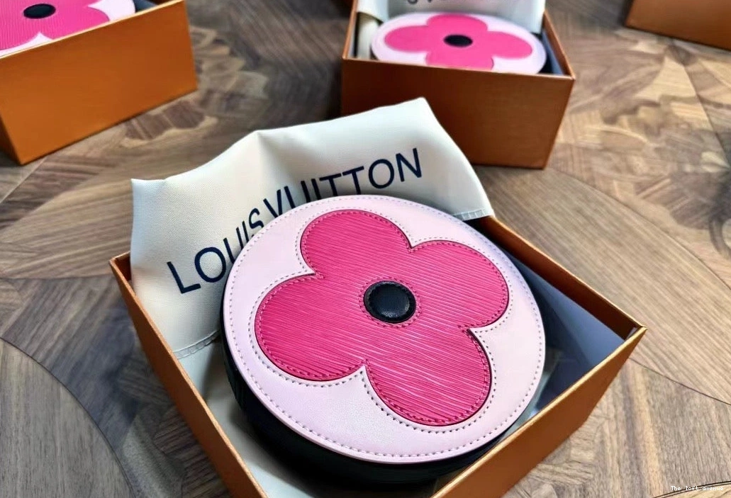 CASE CUSTOM EARRINGS ROUND LV 0806